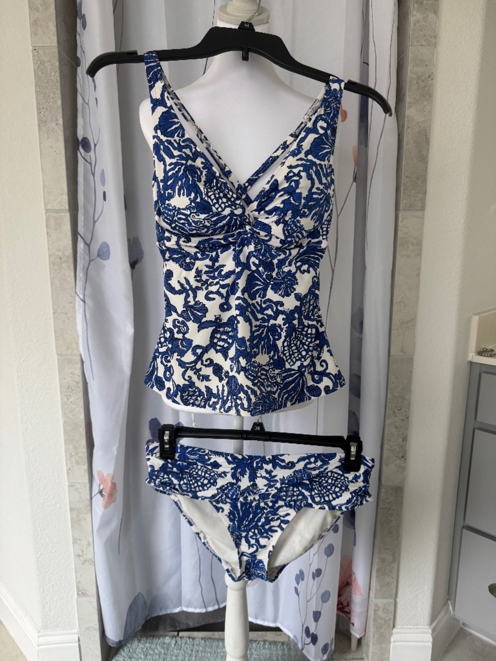Lilly Pulitzer tankini set top size 8 bottom size 10 ride with me